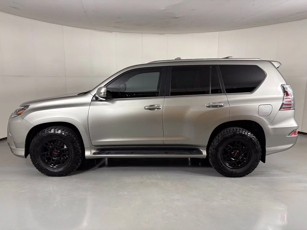 Used 2023 Silver Lexus 460 image 5