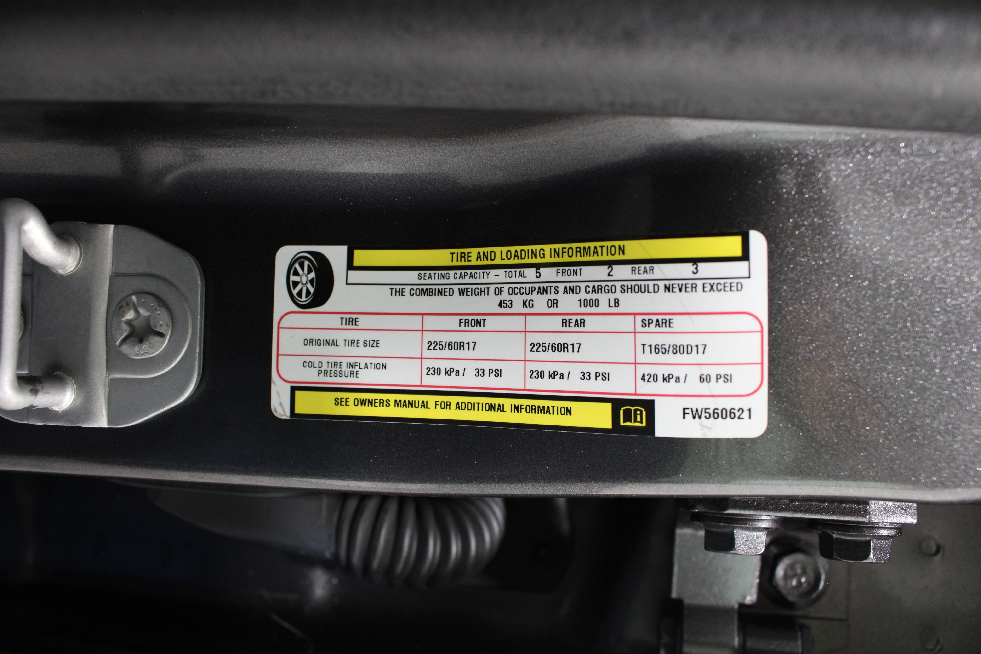Used 2015 Granite Crystal Metallic Clearcoat Jeep Latitude image 35