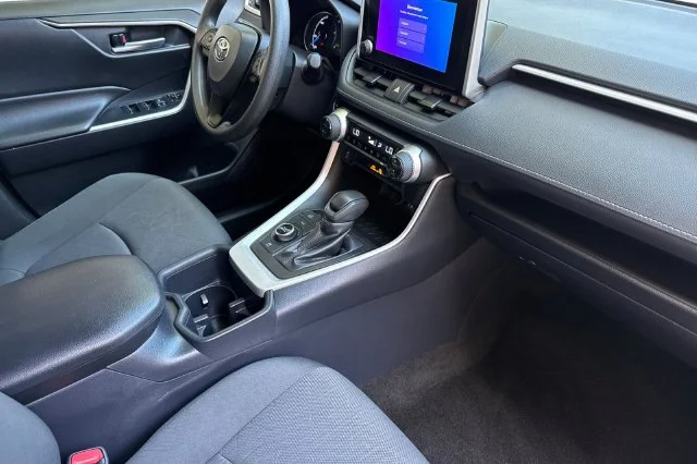 Certified Used 2025 White Toyota XLE image 19