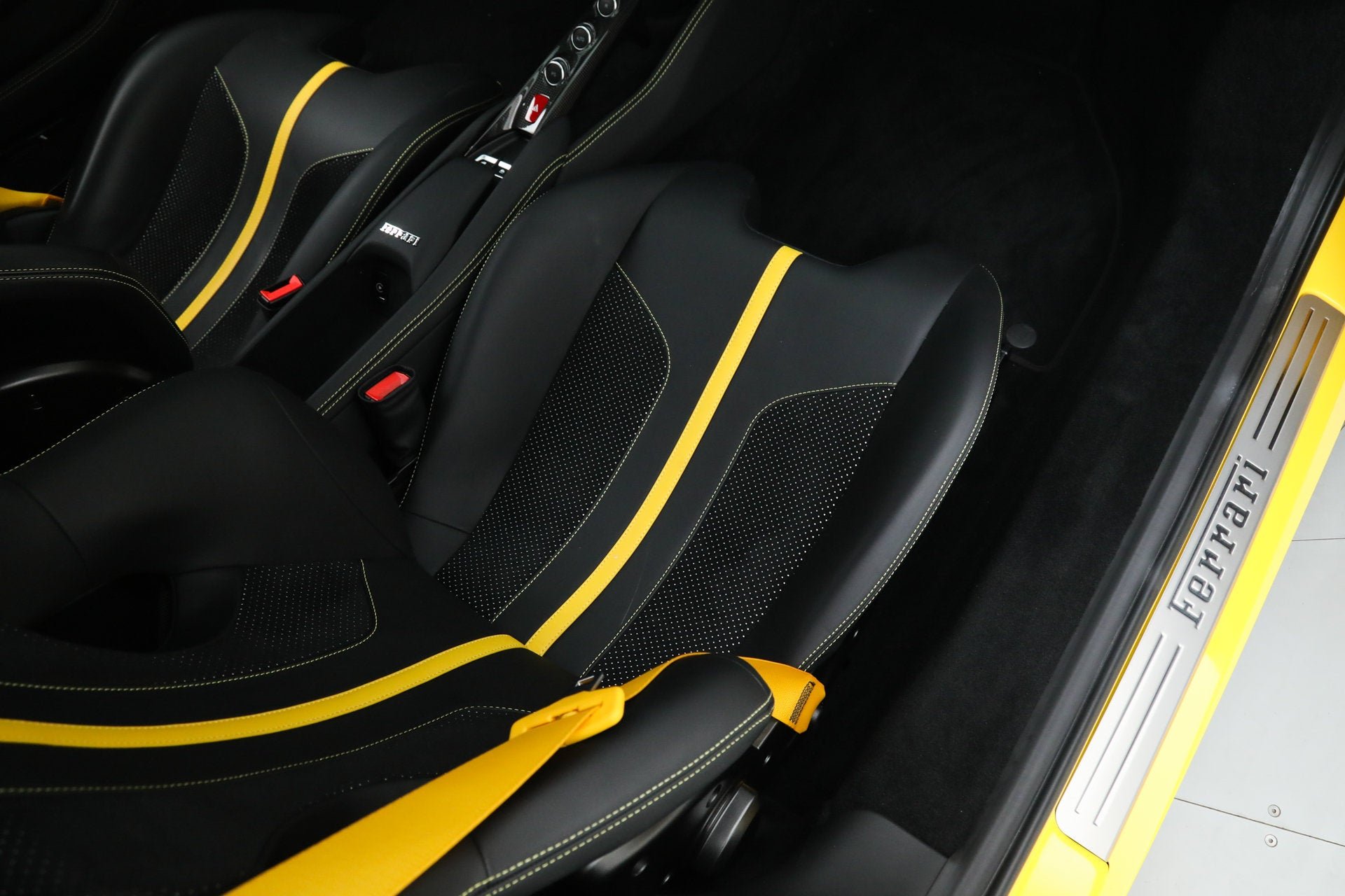 Certified Used 2022 Yellow Ferrari  image 23