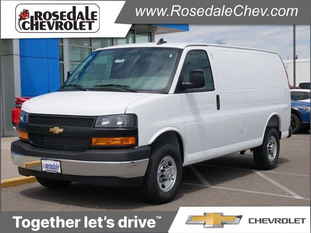 2025 Chevrolet Express 3500 Work Van HD's photo