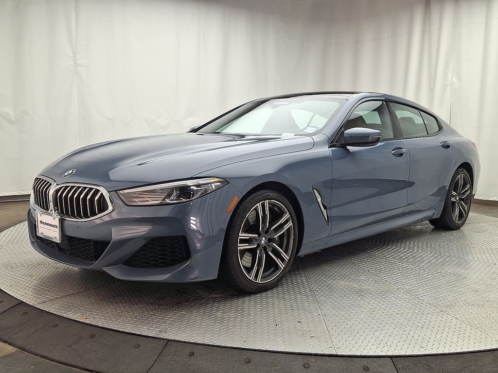2022 BMW 8 Series 840i