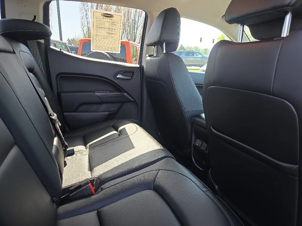 Used 2022 Black Chevrolet ZR2 image 11