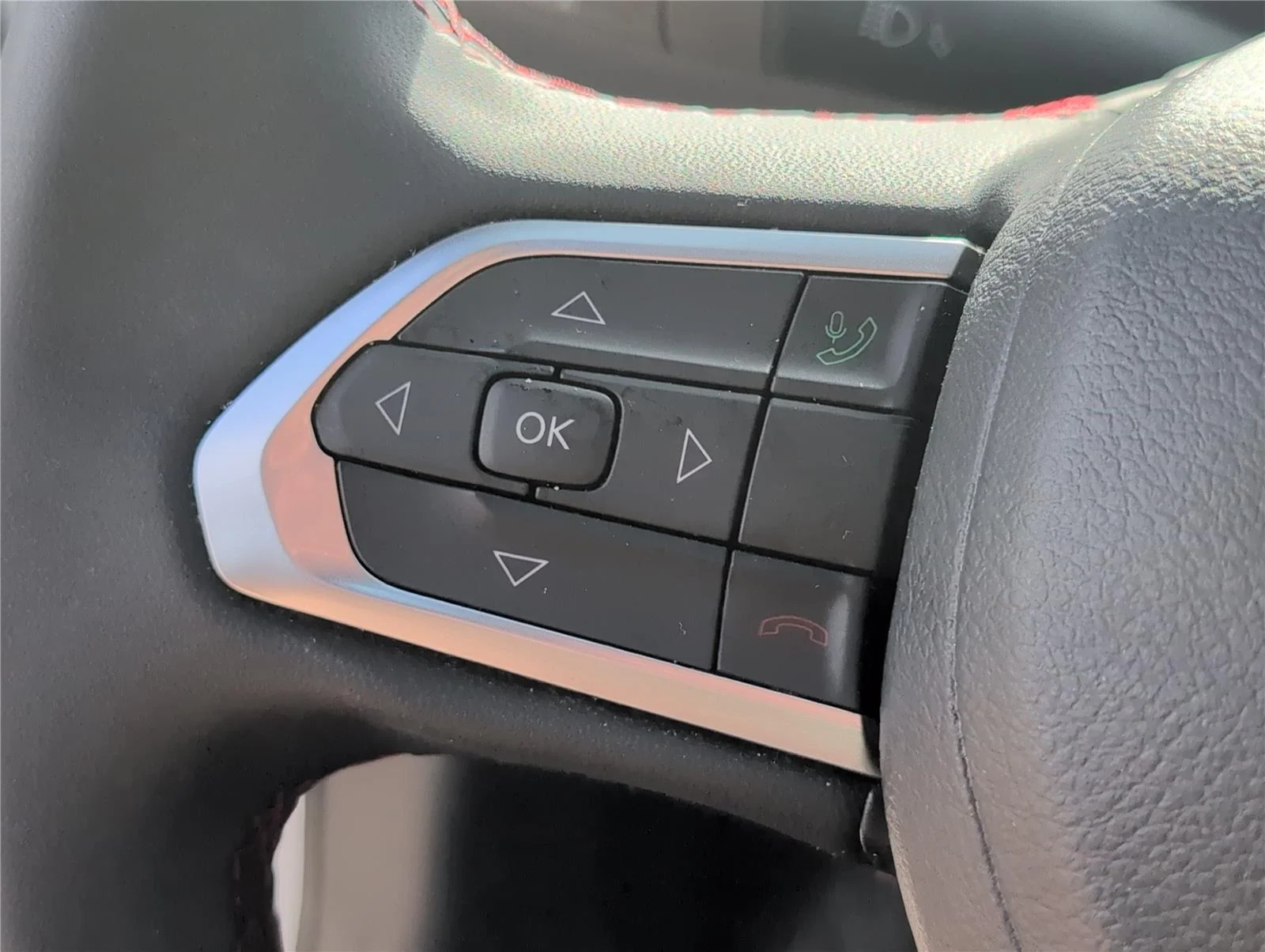 2025 Jeep Compass Trailhawk - Photo 28