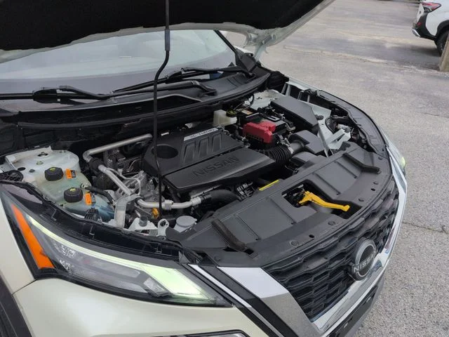 Used 2023 White Nissan SV image 36