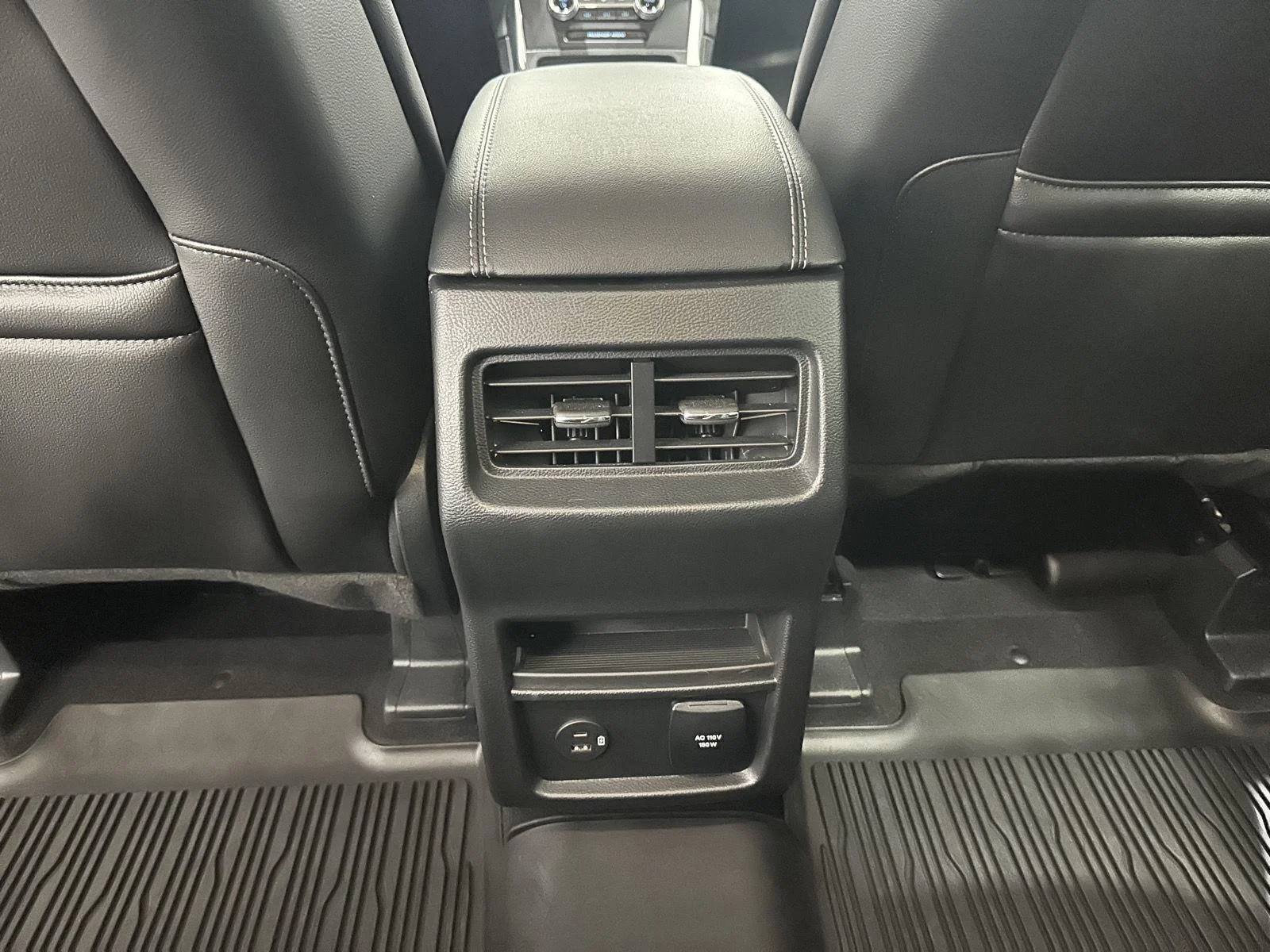 Used 2022 . Ford Titanium image 21