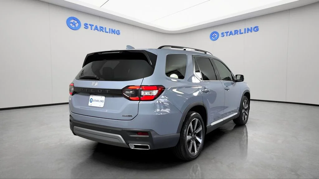Used 2025 Gray Honda Touring image 8