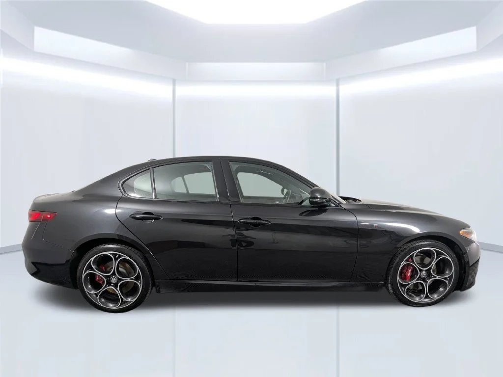 Certified Used 2022 Black Alfa Romeo Ti image 28