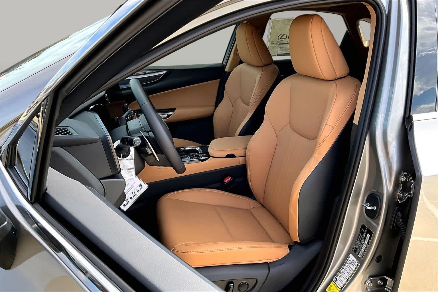 New 2026 Atomic Silver Lexus PREMIUM image 9