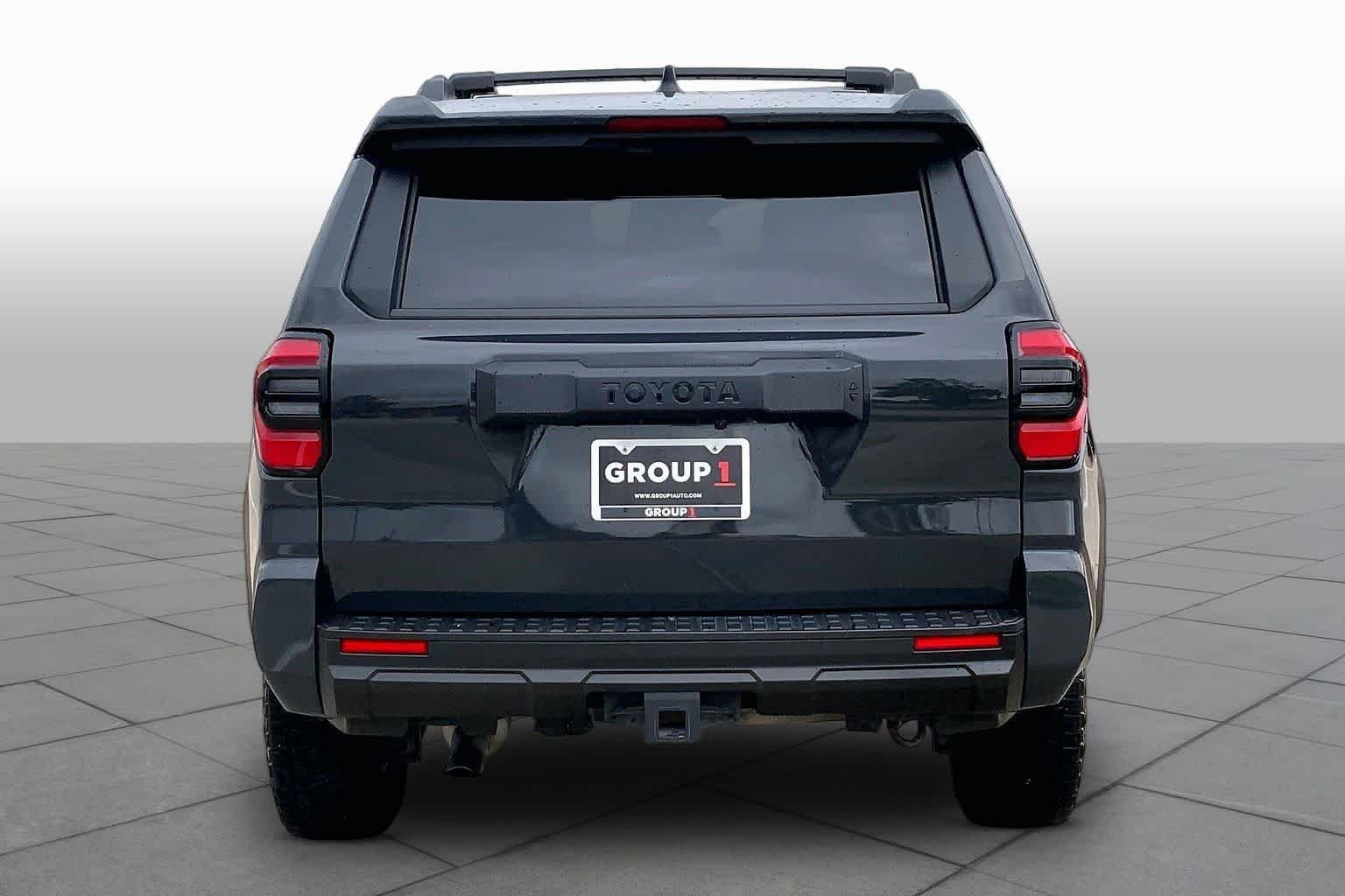Used 2025 Underground Toyota SR5 image 5