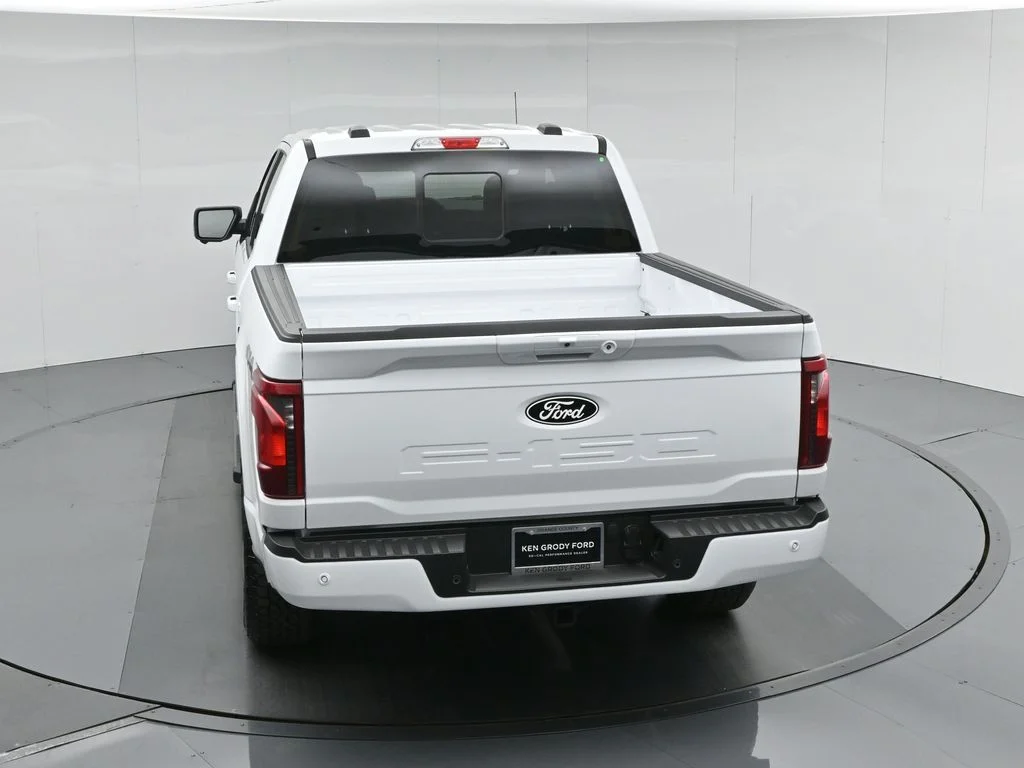 New 2026 White Ford XLT image 43