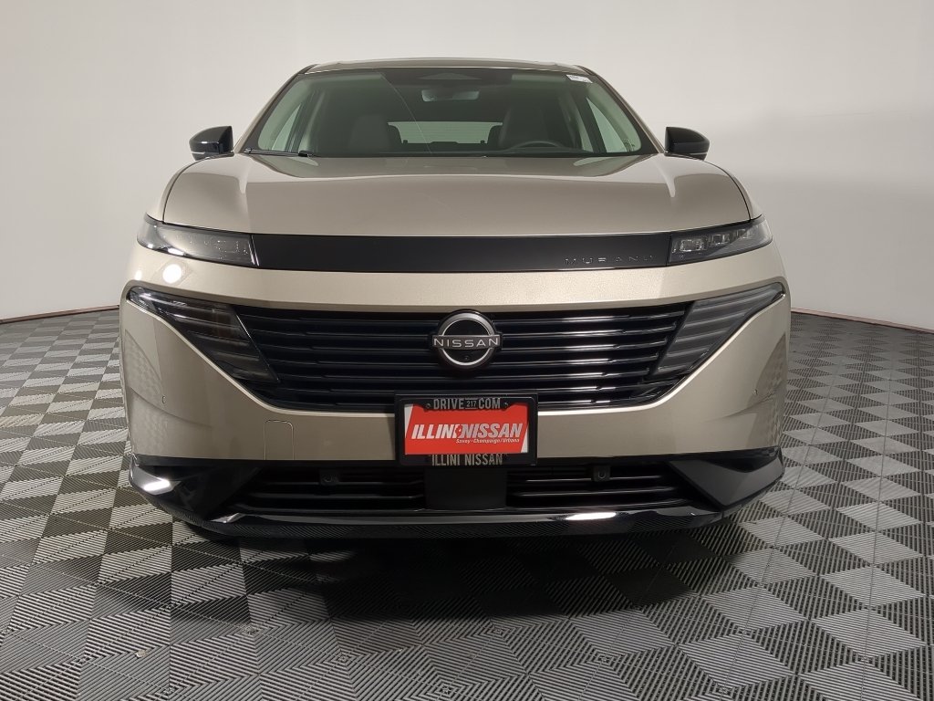 Certified Used 2025 Champagne Silver Metallic Nissan Platinum image 5
