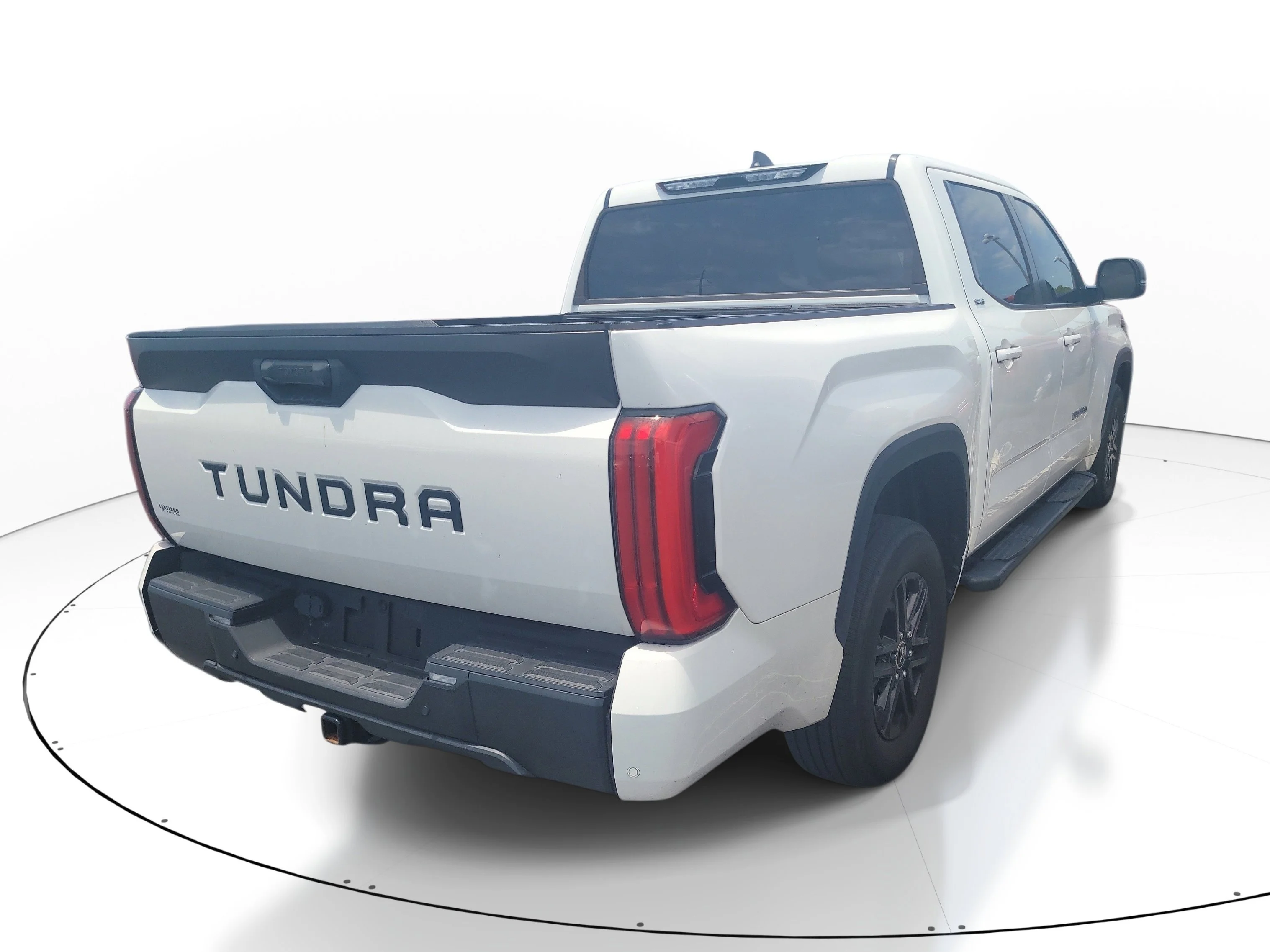 Used 2024 Ice Toyota SR5 image 6