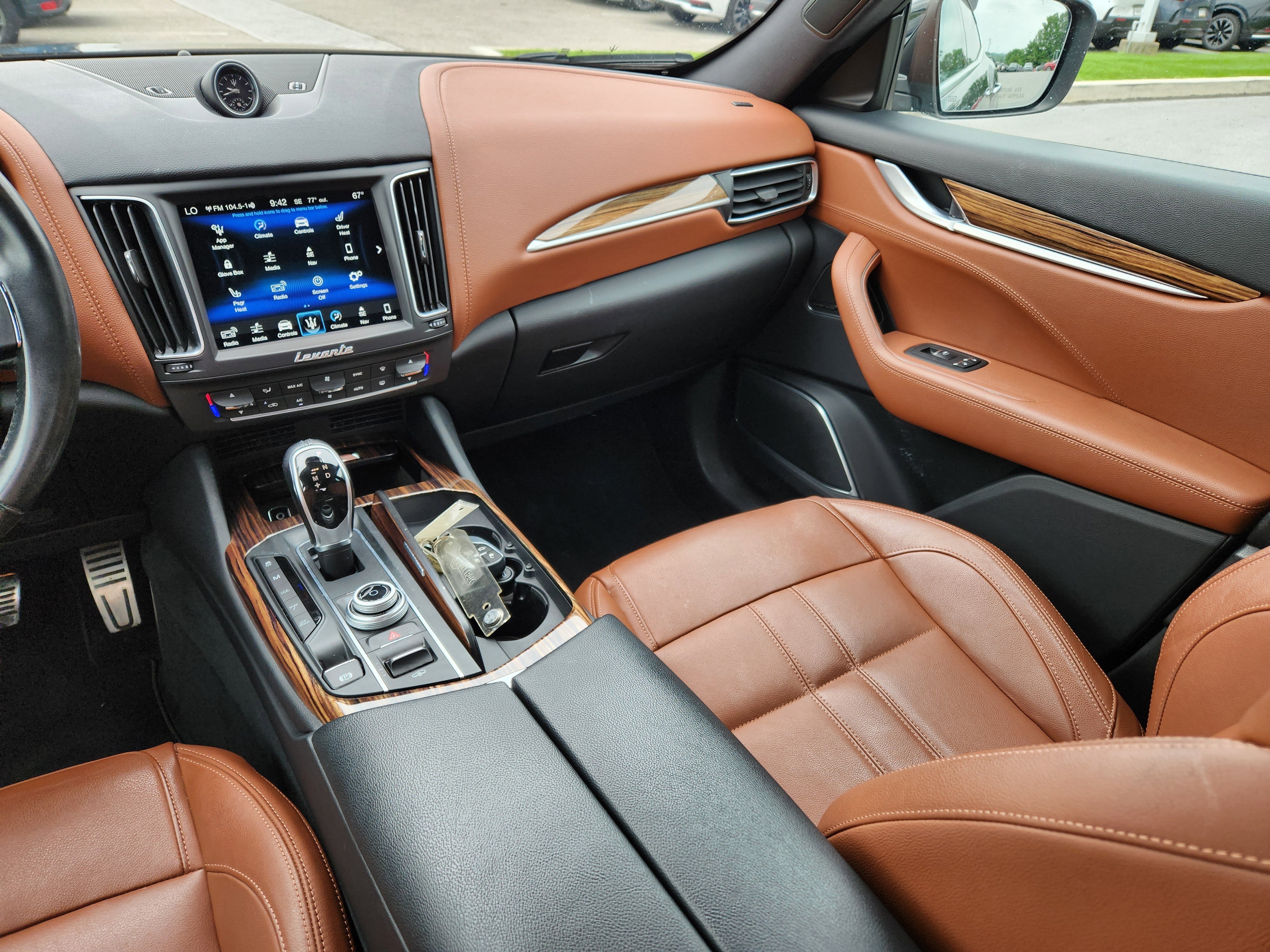 Used 2018 Nero Maserati GranSport image 14