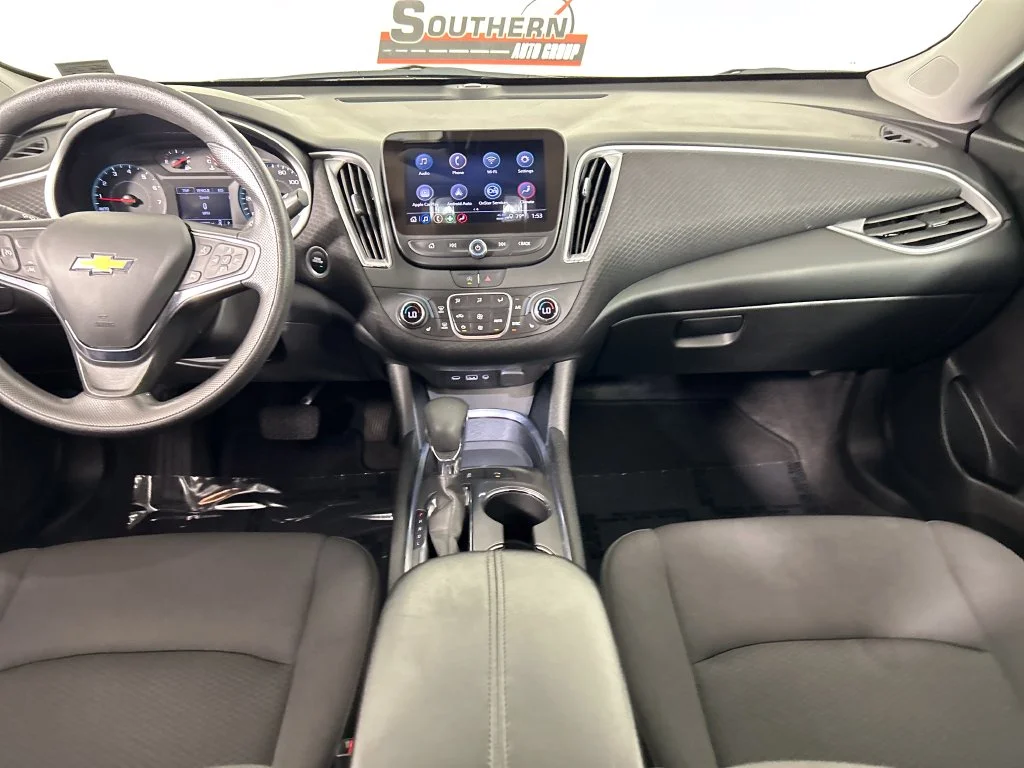 Used 2025 Gray Chevrolet LT image 18