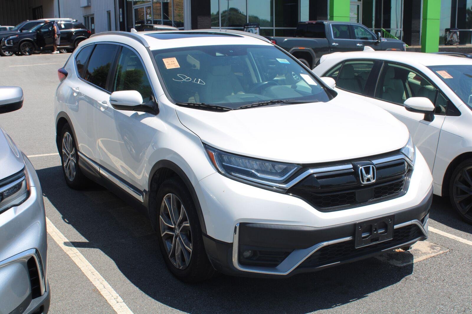 Used 2020 Platinum White Pearl Honda Touring image 3