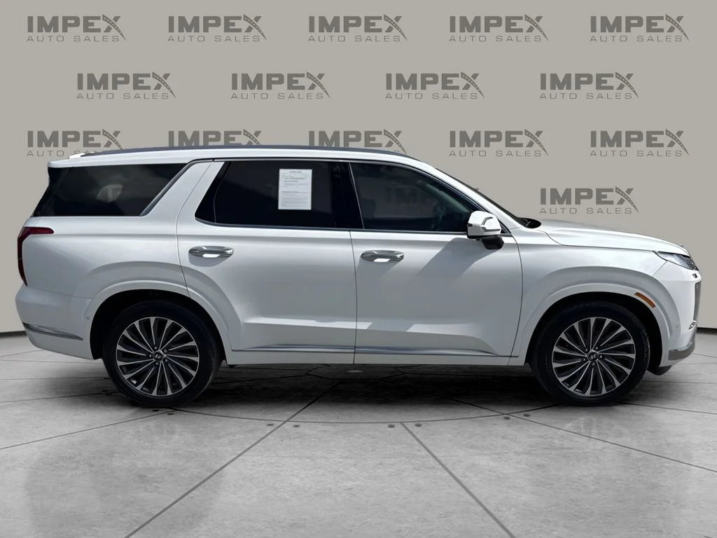 Used 2025 White Hyundai Calligraphy image 6