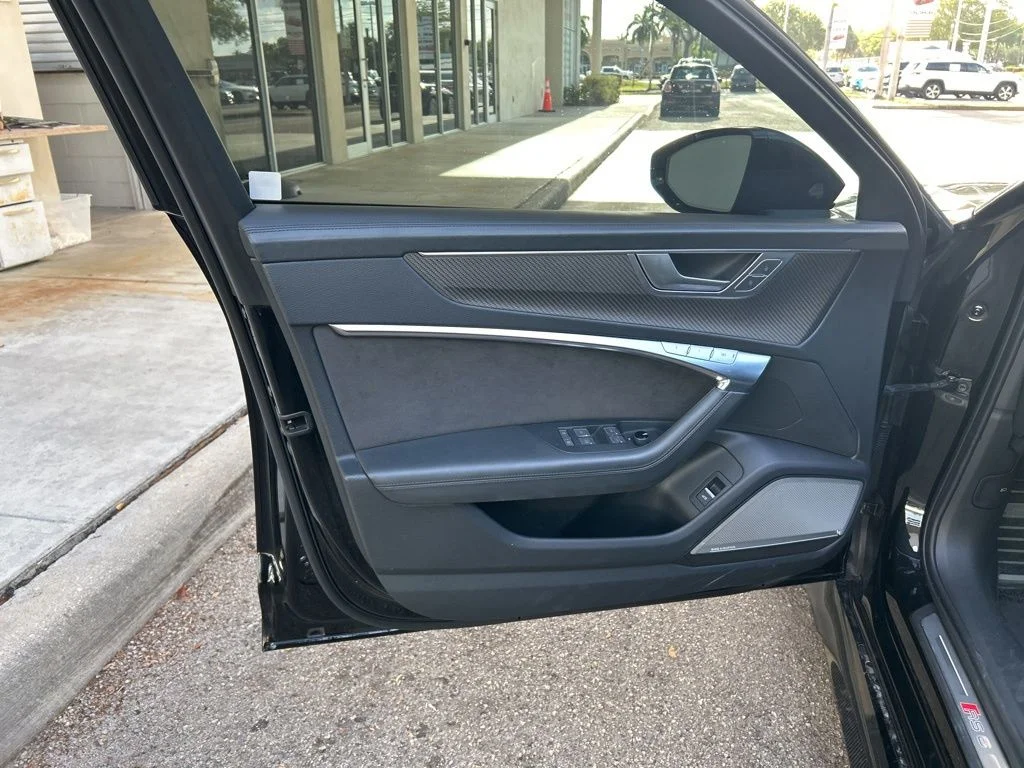 Used 2022 Black Audi Avant image 48