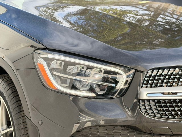 Certified Used 2022 Gray Mercedes-Benz GLC 300 image 9
