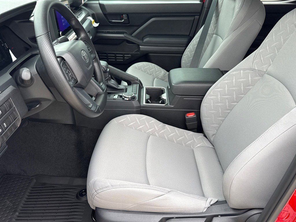 2026 Toyota Tacoma SR5 - Photo 14