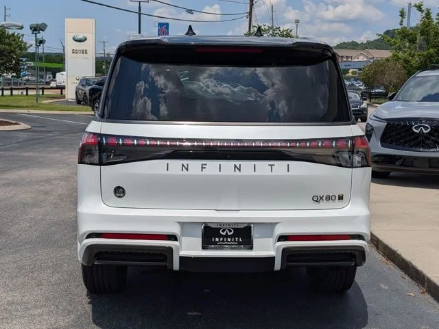 New 2026 2T RADIANT WHIT INFINITI AUTOGRAPH image 6