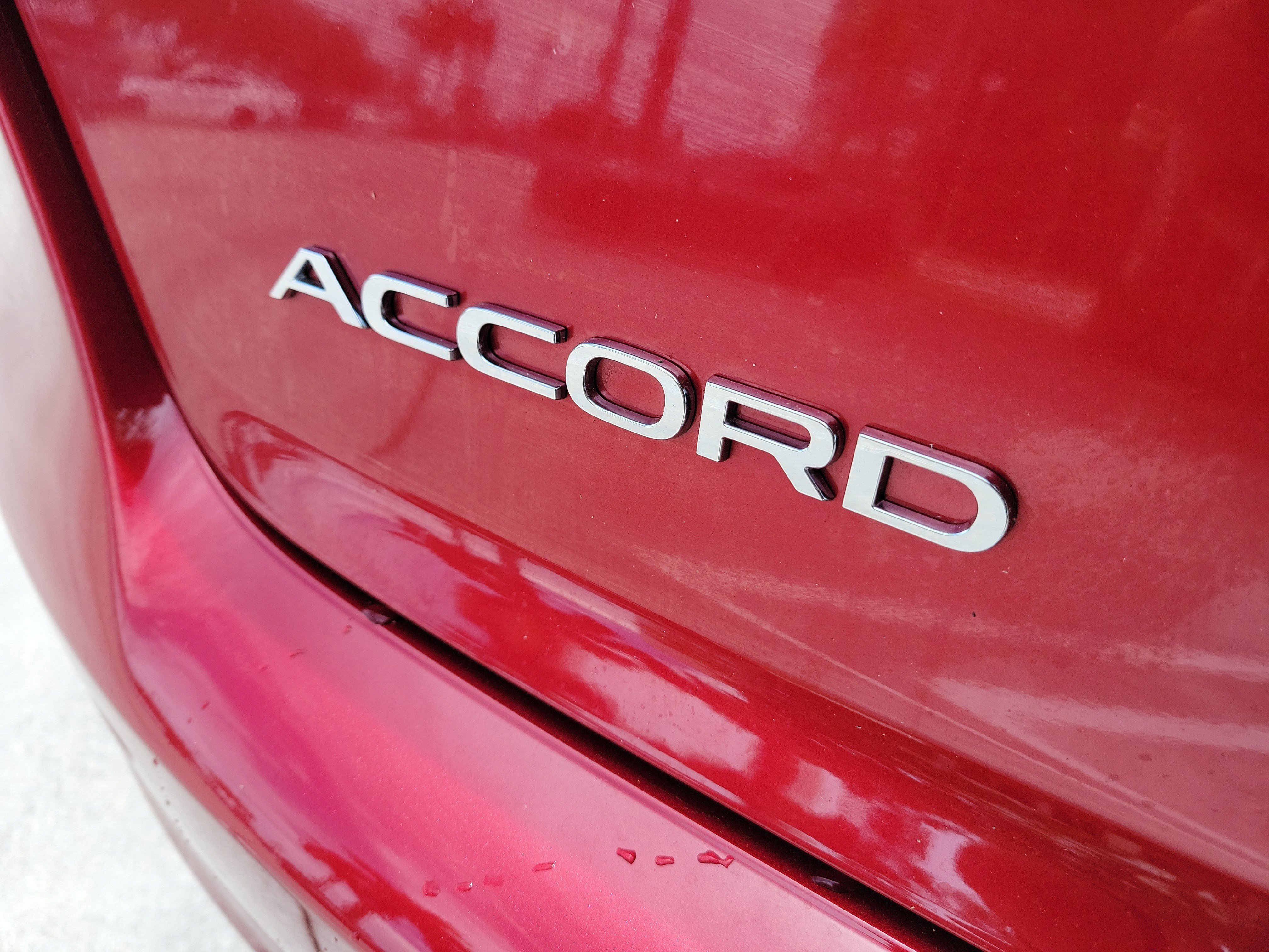 Used 2025 Radiant Red Metallic Honda SE image 12