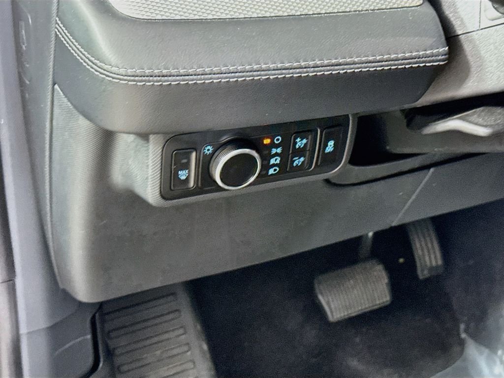 Used 2023 Carbonized Gray Metallic Ford Select image 10