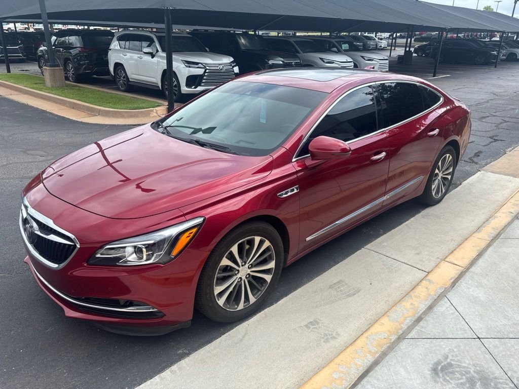 Used 2019 Red Buick Premium I Group image 1