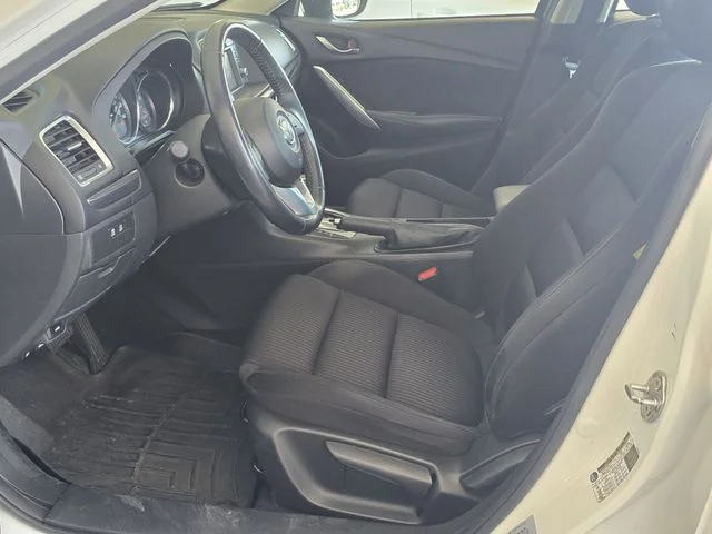 Used 2014 Snowflake White Pearl Mica Mazda i Sport image 16