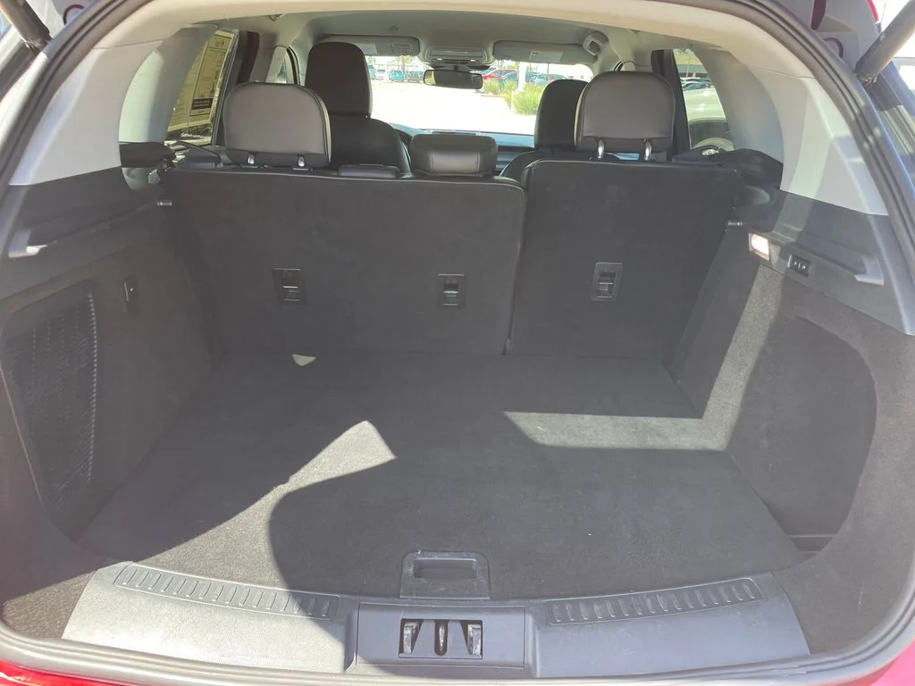 Used 2021 Red Lincoln Standard image 26