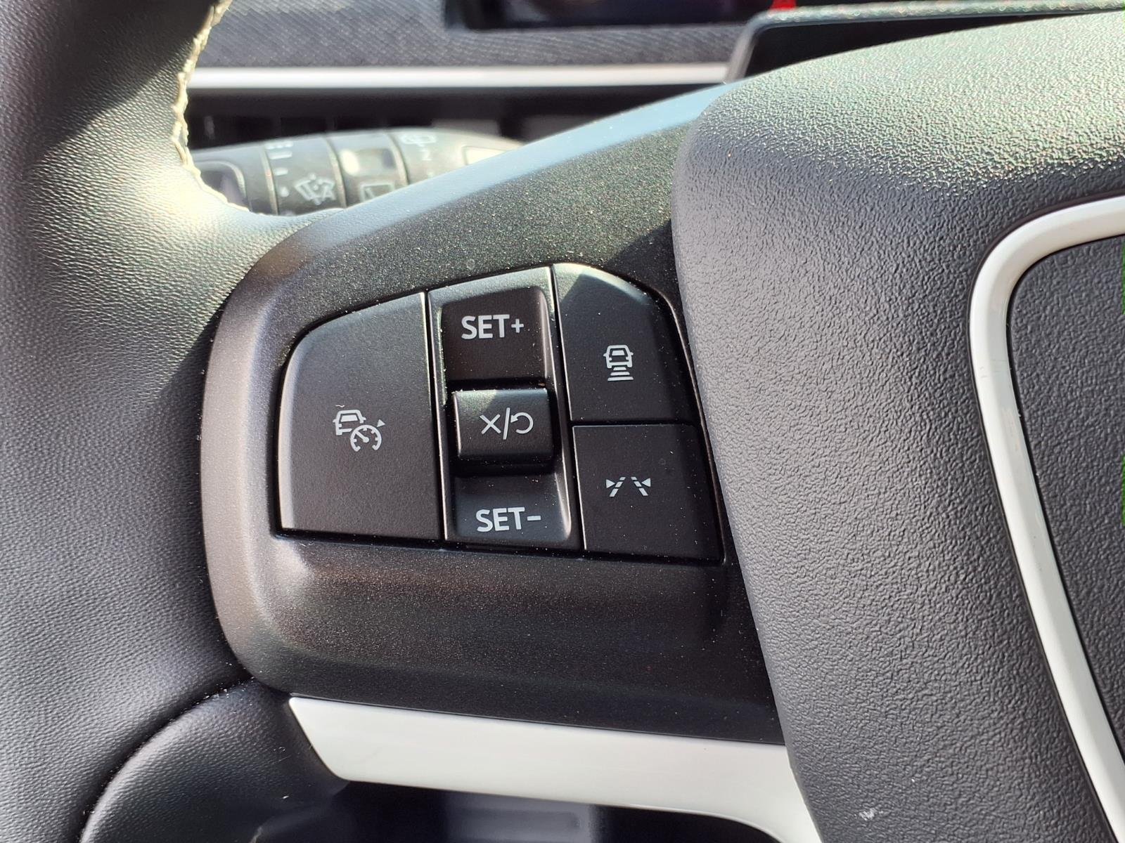 Used 2025 Desert Sand Ford GT image 30