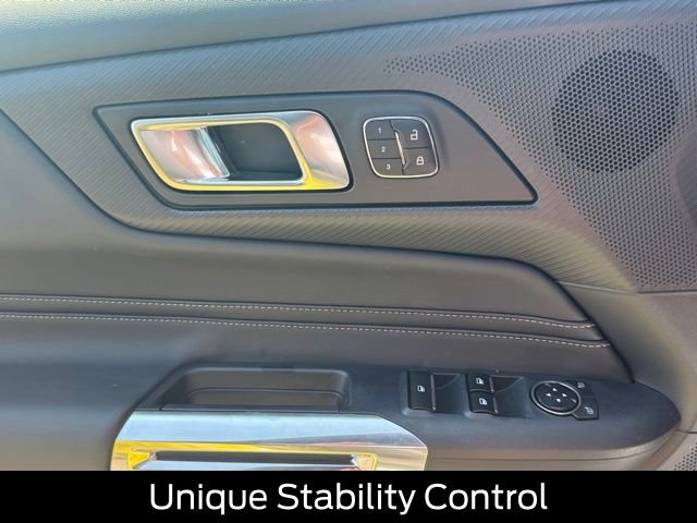2025 Ford Mustang GT Premium Convertible - Photo 13