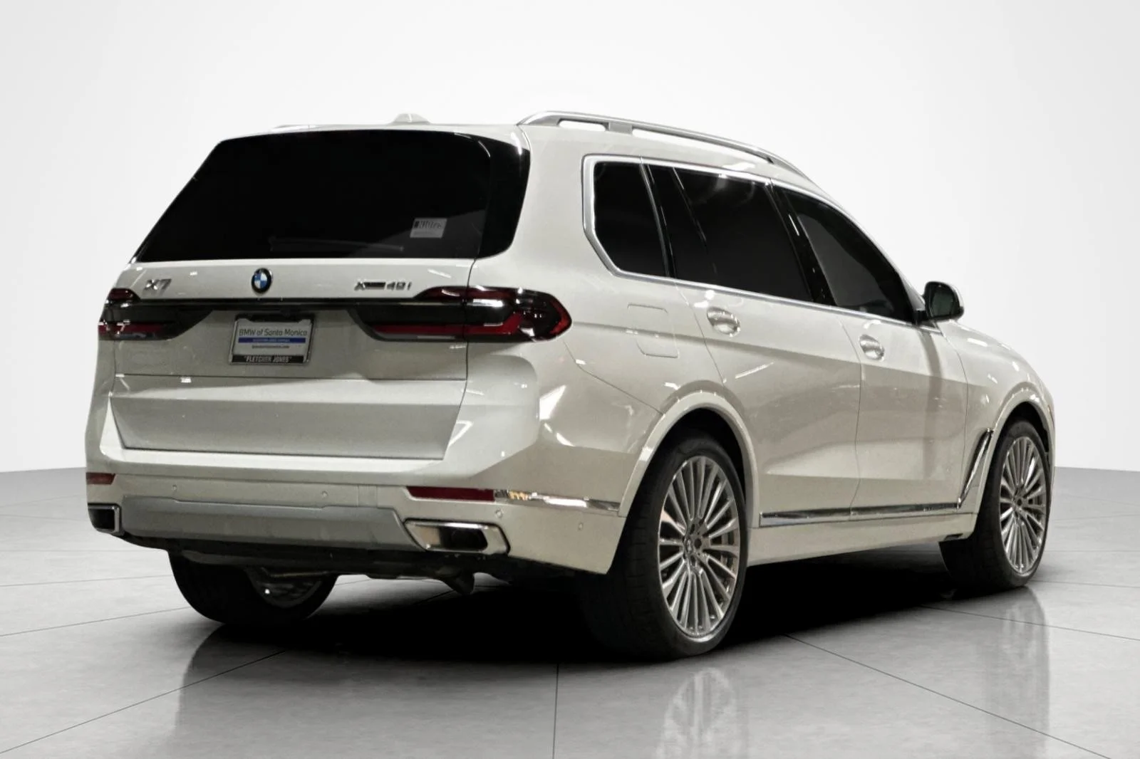 New 2027 Alpine White BMW xDrive40i image 5