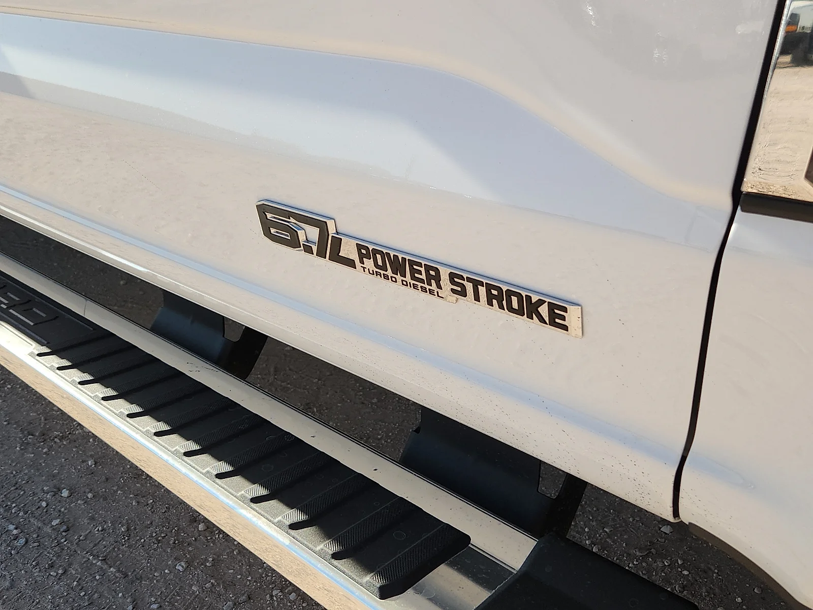 New 2026 Oxford White Ford LARIAT image 11