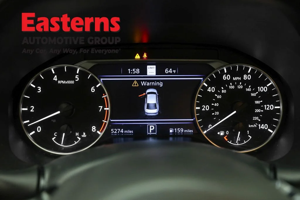 Used 2024 Red Nissan 2.5 SV image 18