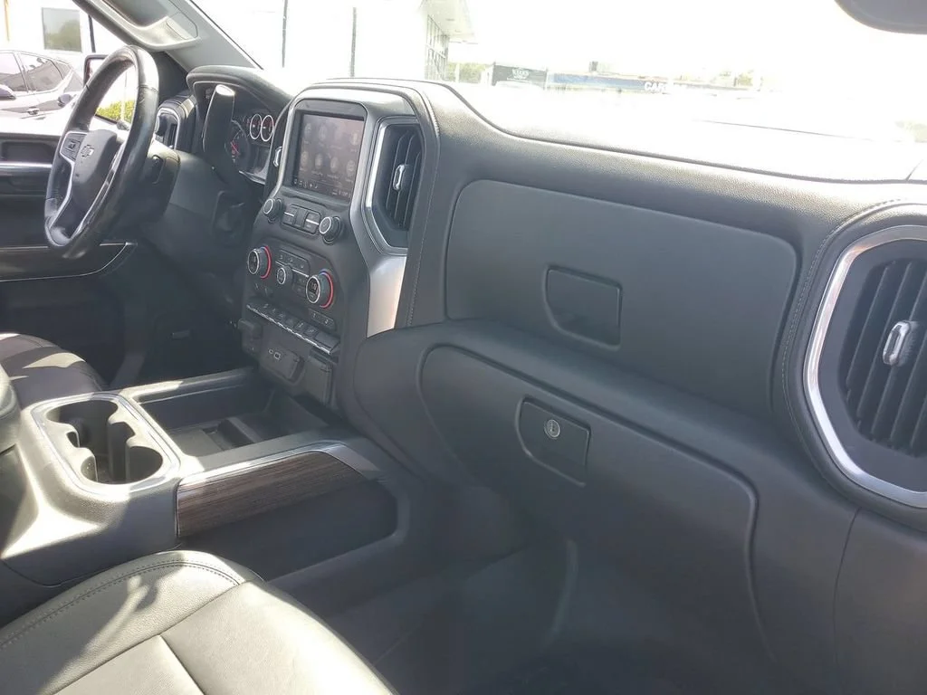 Used 2021 CHERRY RED TINTCOAT Chevrolet RST image 32