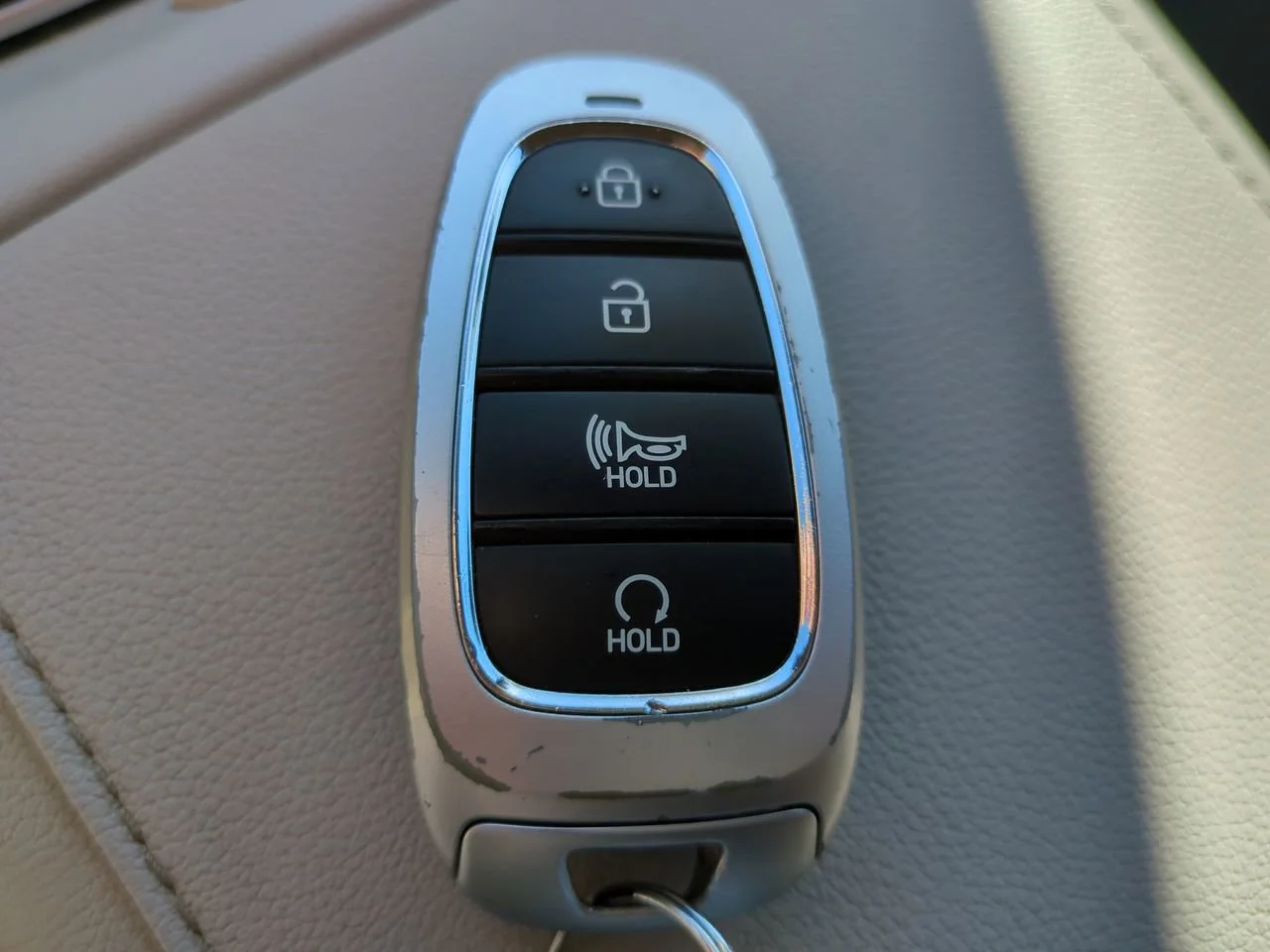 Used 2022 Phantom Black Hyundai Blue image 24