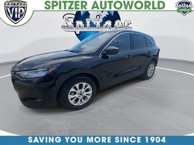 Used 2023 Black Ford Active image 4