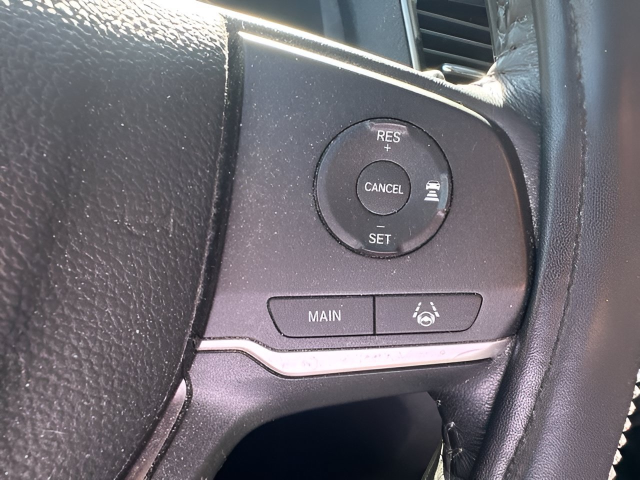 Certified Used 2019 Modern Steel Metallic Honda EX-L image 19