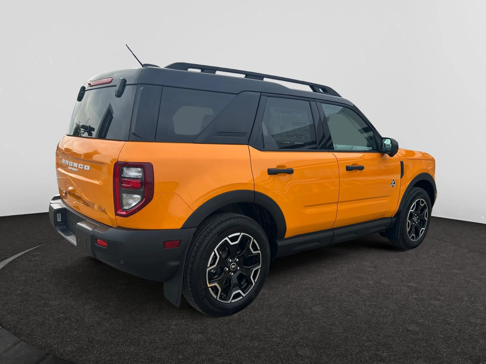 New 2026 Orange Fury Metallic Tri-Coat Ford Outer Banks image 5