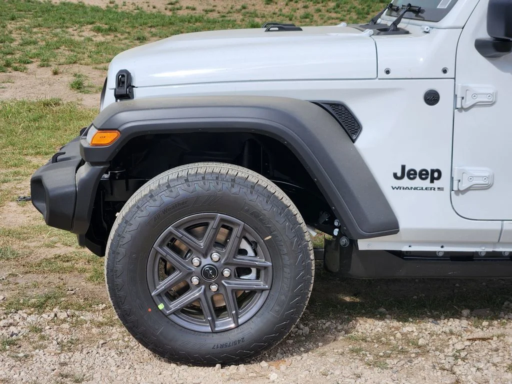 New 2026 Bright White Clear-Coat Exterior Paint Jeep Sport image 6
