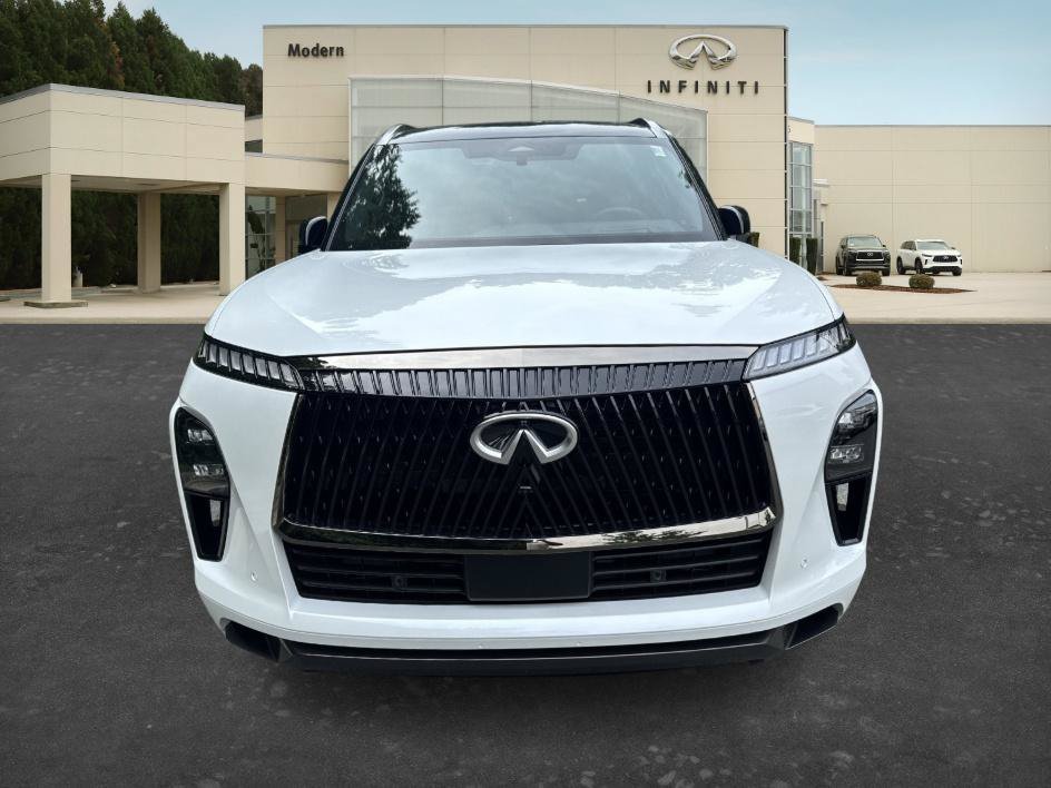 New 2027 Radiant White/Black Obsidian INFINITI AUTOGRAPH image 2