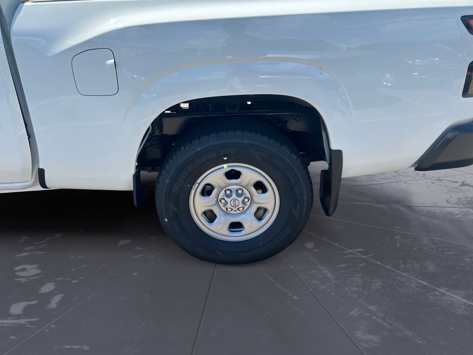 New 2026 Glacier White Nissan King Cab® S image 43
