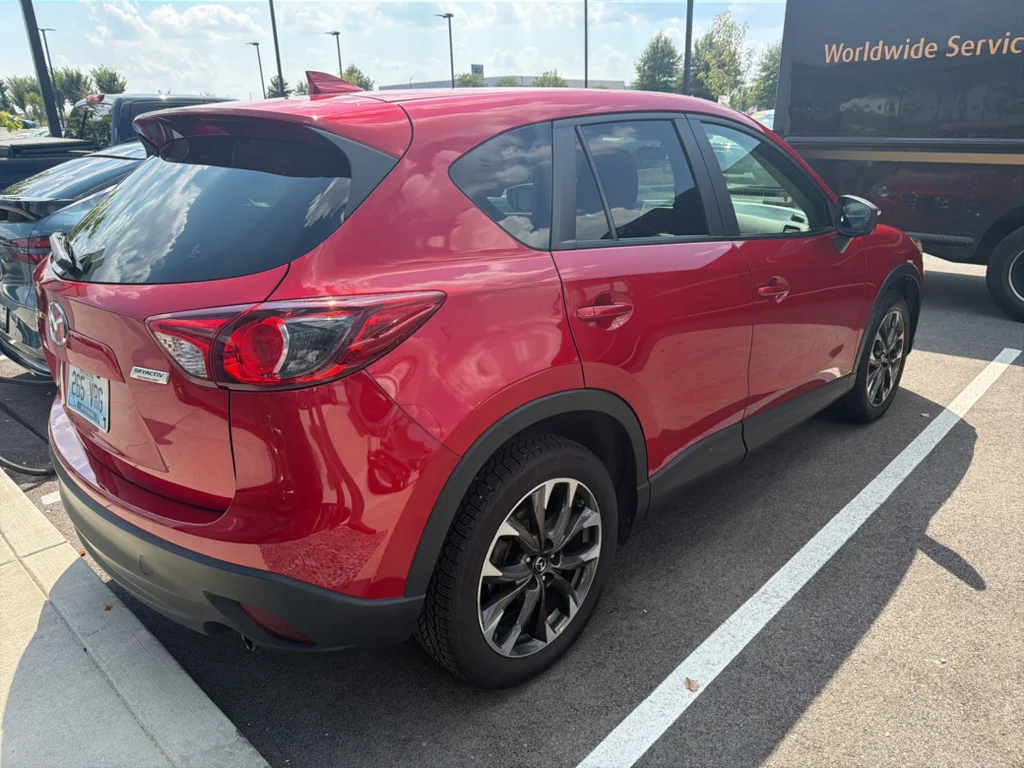 Used 2016 Soul Red Metallic Mazda Grand Touring image 7