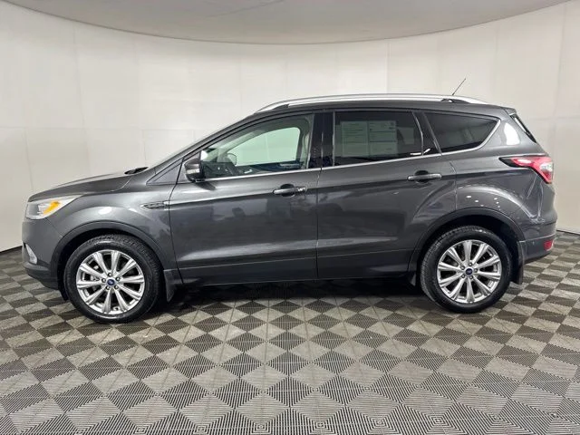 Used 2018 Magnetic Ford Titanium image 7