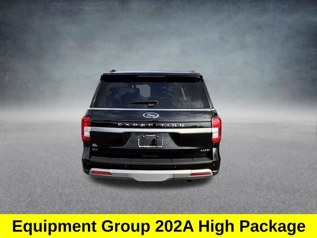 Used 2024 Black Metallic Ford XLT image 4