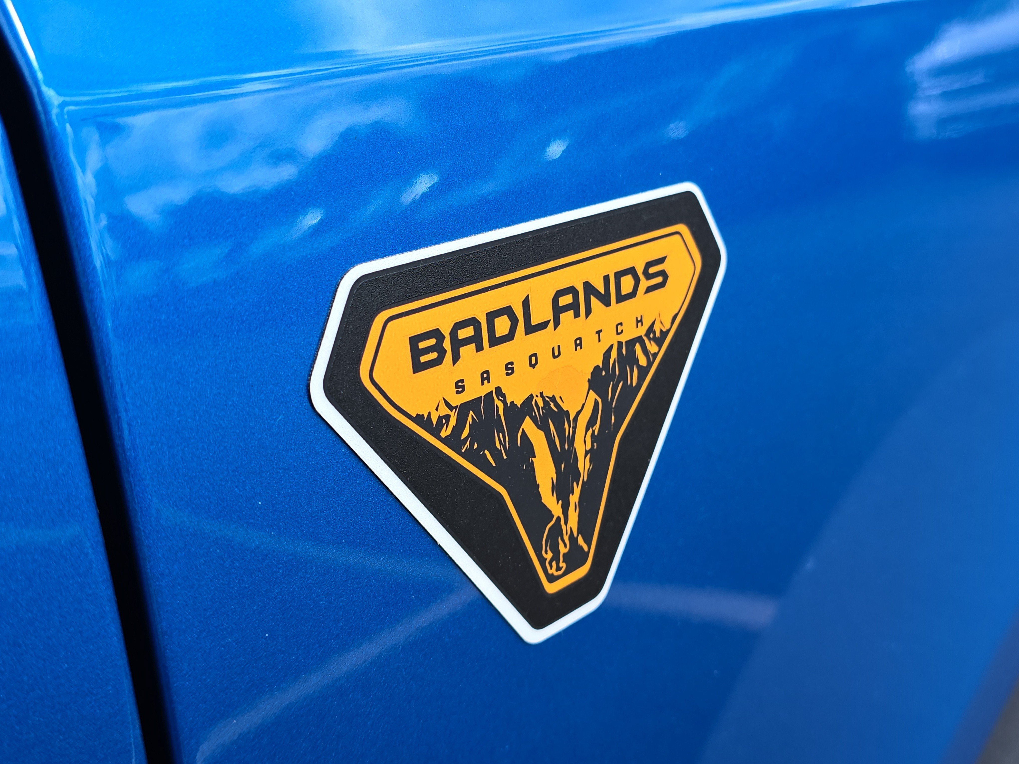 New 2026 Velocity Blue Metallic Ford Badlands® image 6