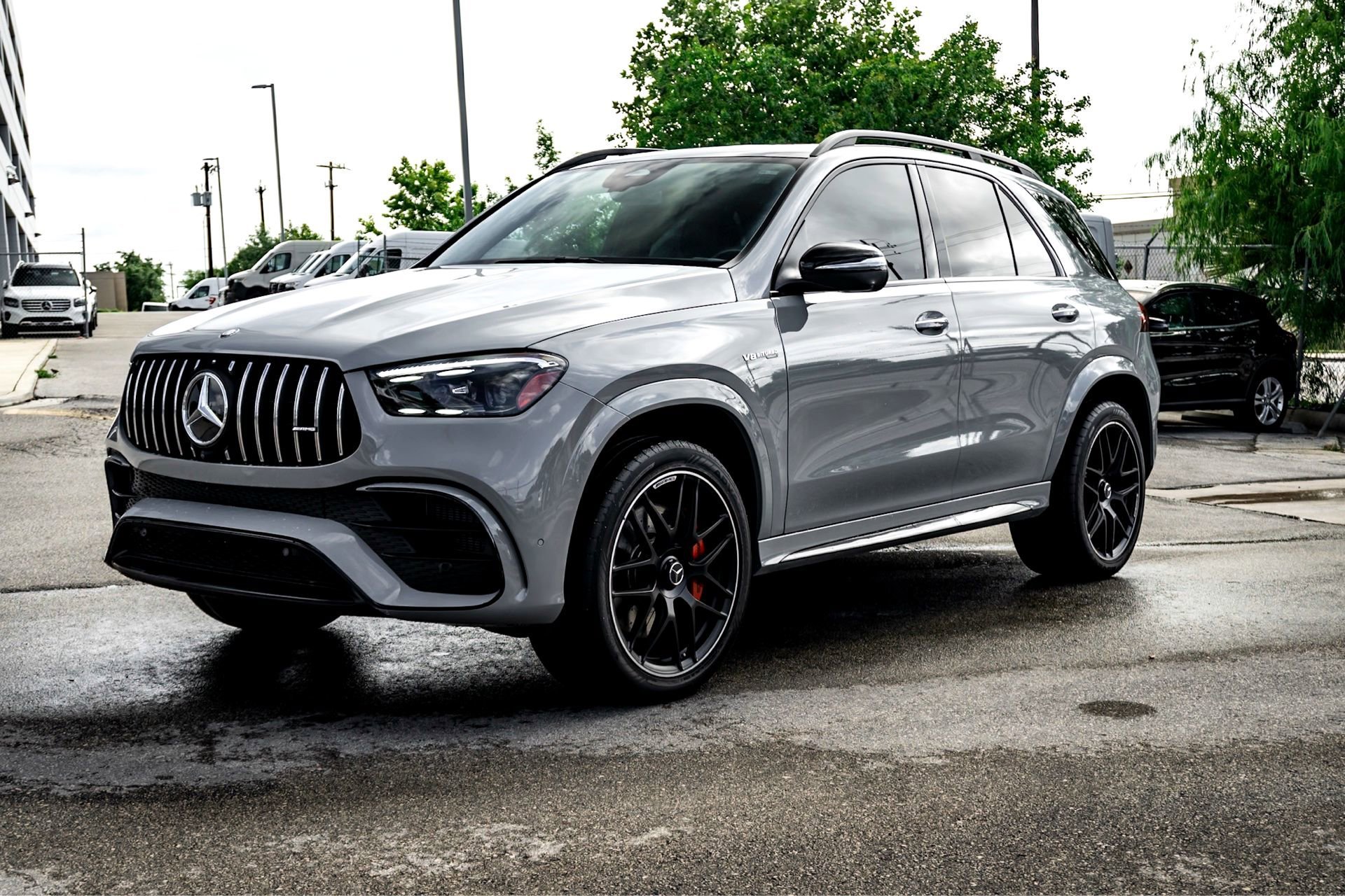 New 2025 MANUFAKTUR Alpine Grey Mercedes-Benz AMG® GLE 63 S 4MATIC+ SUV image 6