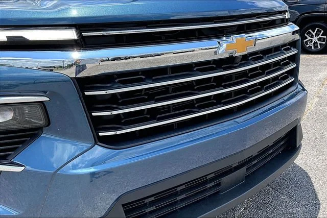 Used 2025 Blue Chevrolet LT image 28