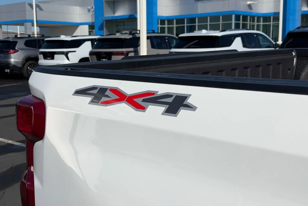 New 2026 Summit White Chevrolet Custom image 6
